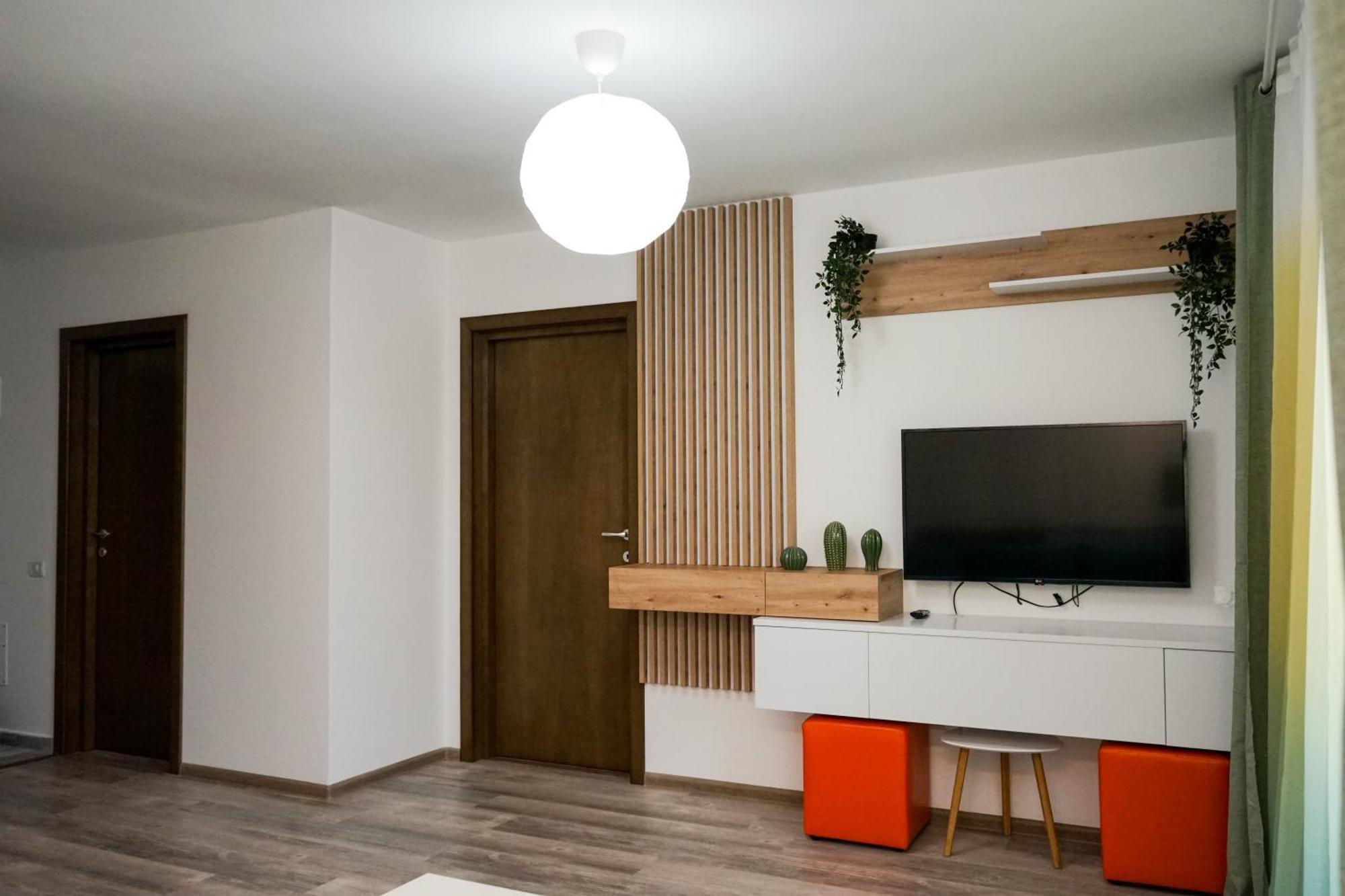 Mirandis - Comfort & Private Parking Near Coresi Mall Brasov