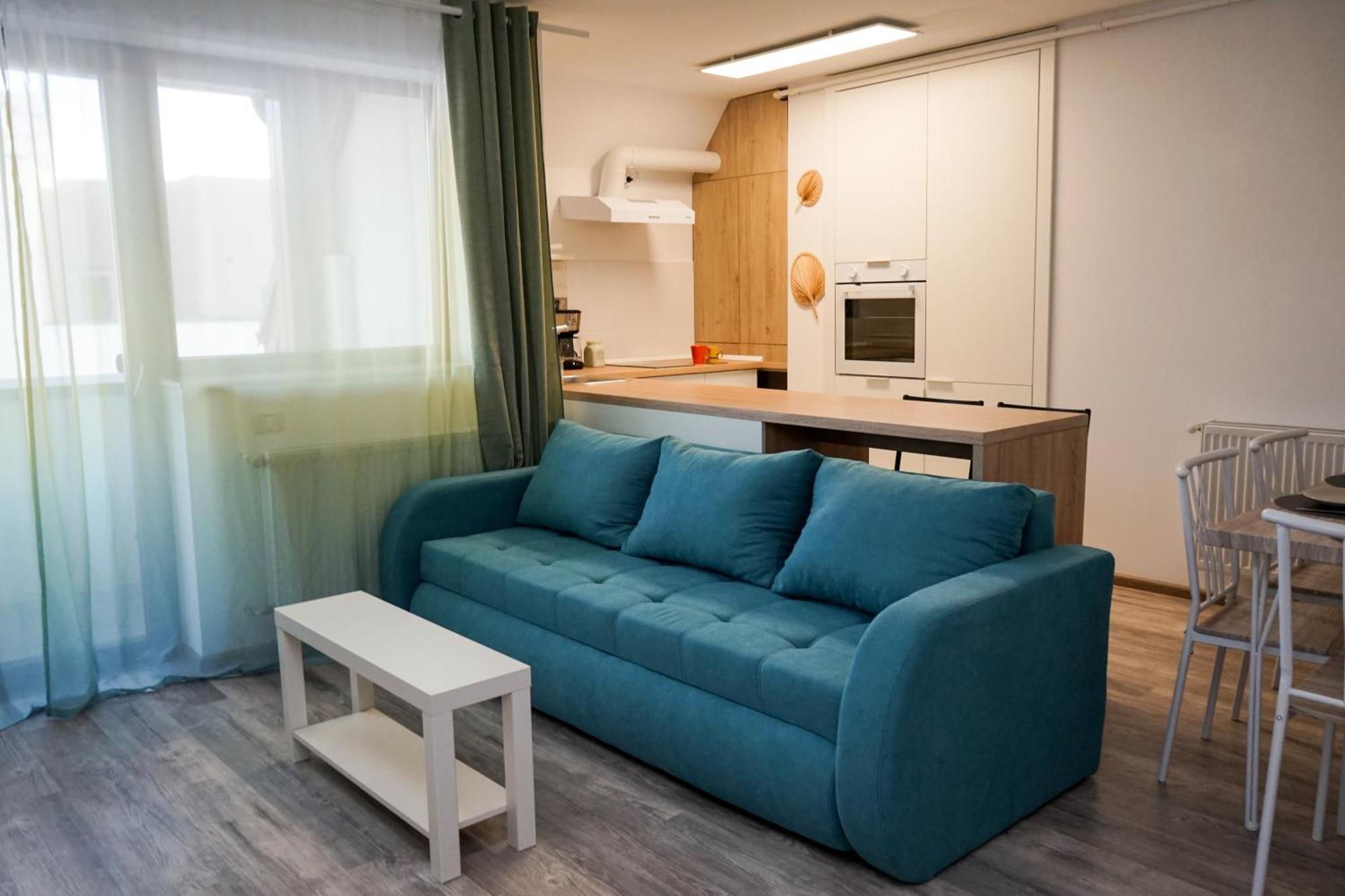 Mirandis - Comfort & Private Parking Near Coresi Mall Apartment *