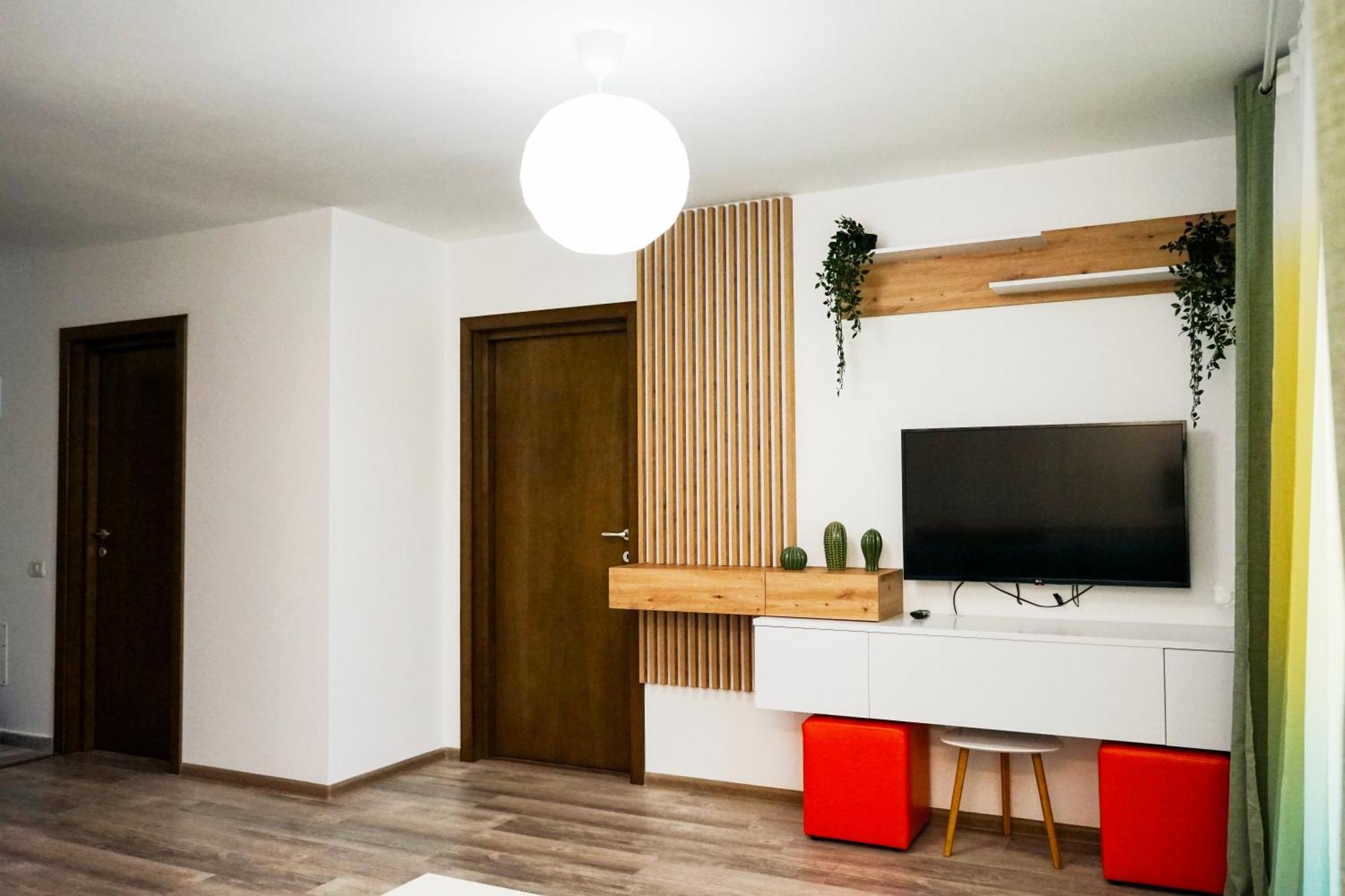 Mirandis - Modern With Free Parking Near Coresi Mall * Brasov