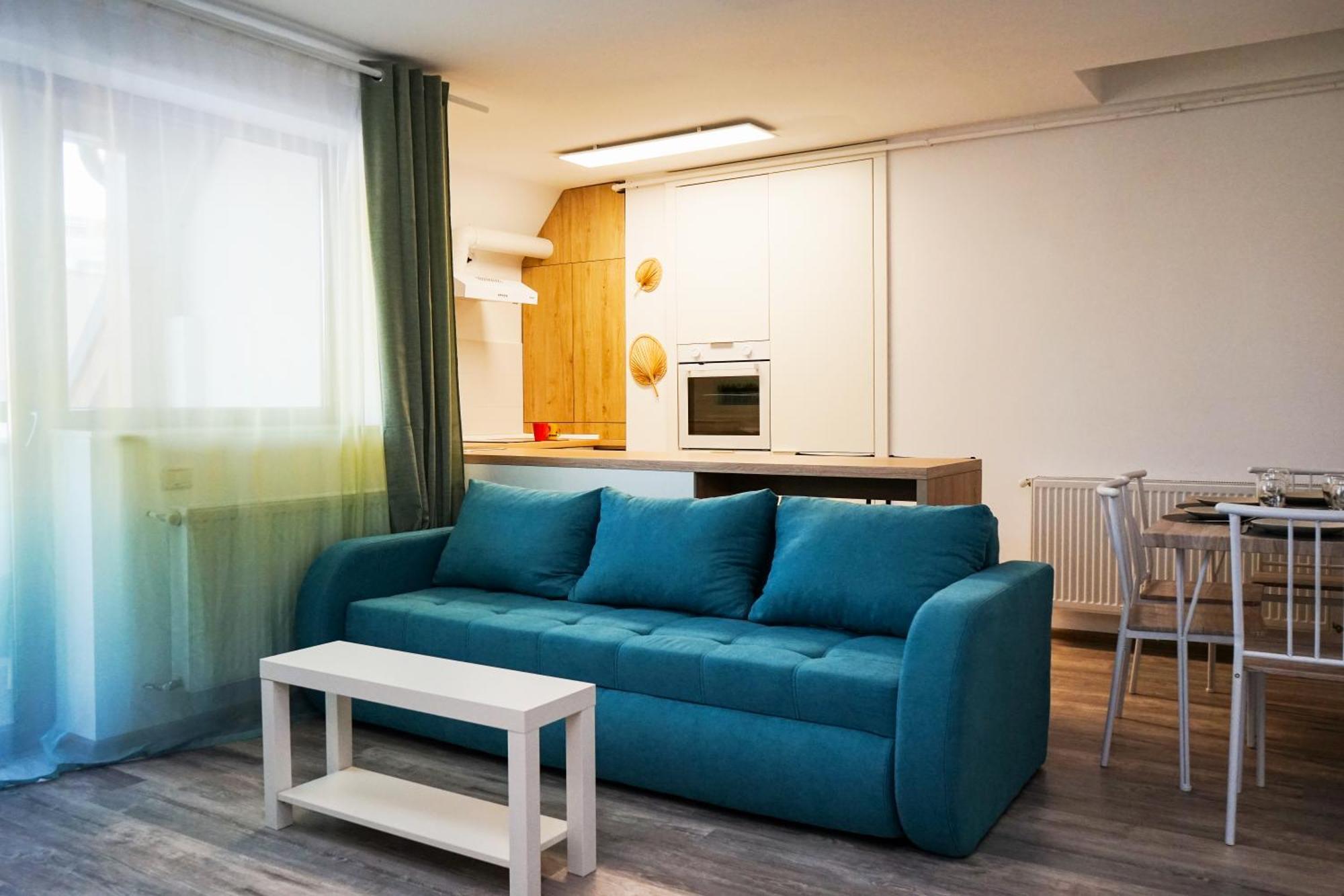 Mirandis - Comfort & Private Parking Near Coresi Mall Apartament *